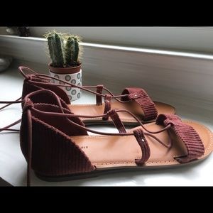 America Eagle wrap sandals